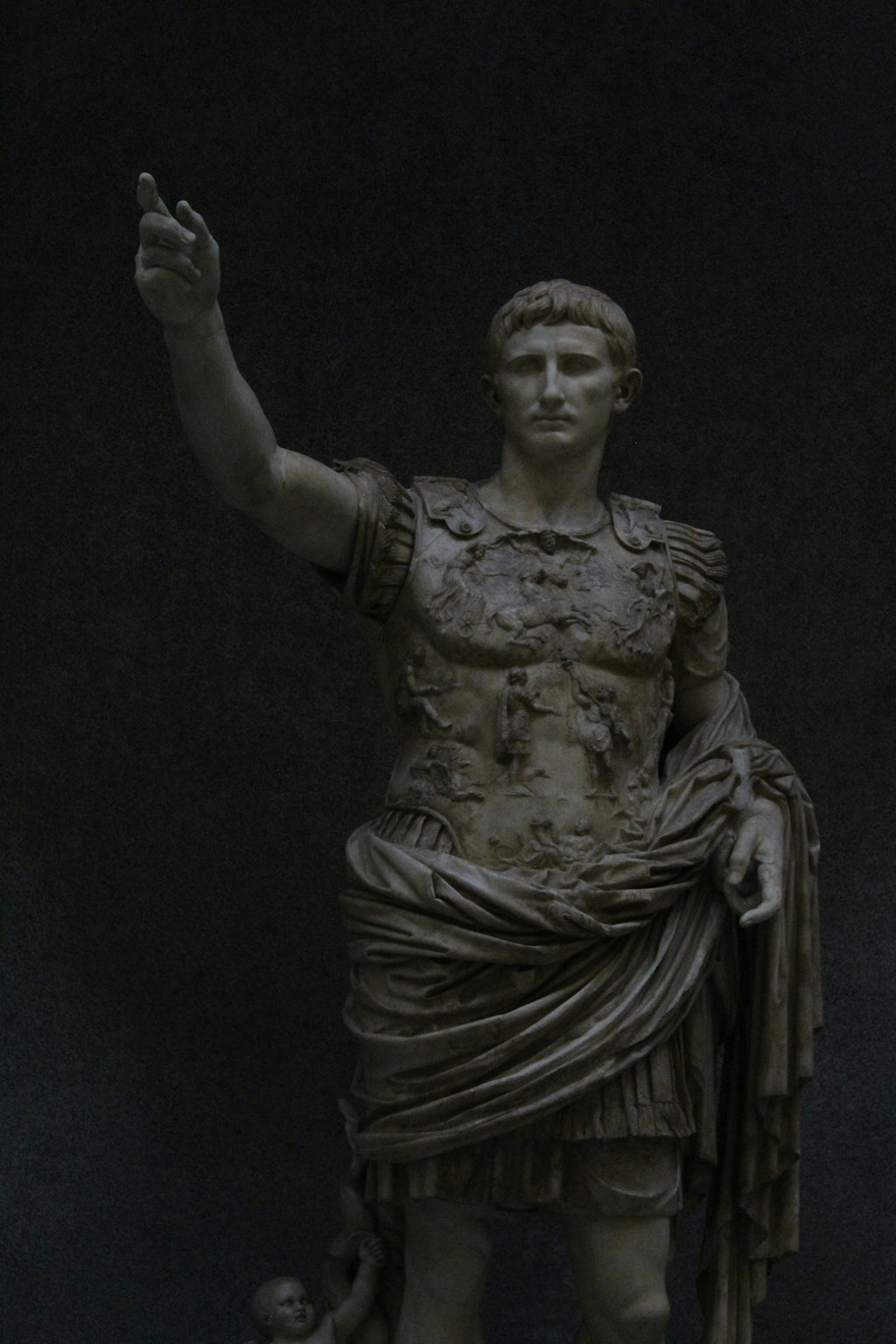 A statue of roman emperor augustus.