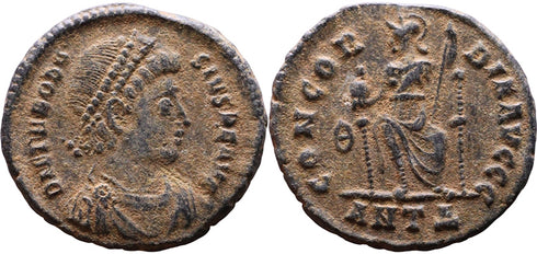 Ancient Roman coin of the Emperor Theodosius I minted in Antioch - CONCORDIA AVGGG