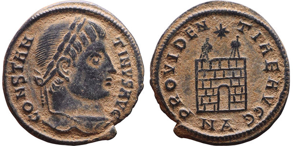 Ancient Roman coin of Constantine I minted in Nicomedia - PROVIDENTIAE AVGG - Campgate with 6 levels