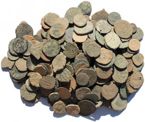 Mixed Islamic Uncleaned Coins from The Holyland - Islamic, Mamluk, Roman Imperial & Provincial and a stray Greek coin or two