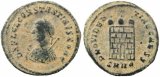 Roman coin of Constantine II Campgate with 6 levels - Heraclea Mint