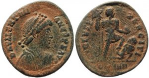 Roman coin of Valentinian II - VIRTVS EXERCITI