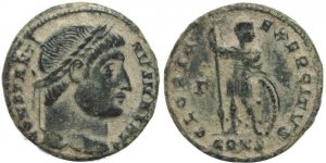 Roman coin of Constantine I - GLORIA EXERCITVS - Constantinople - Scarce